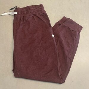 Vuori Women’s Performance Jogger